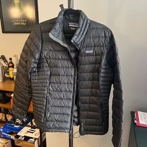 Patagonia puffer jacket. Size large